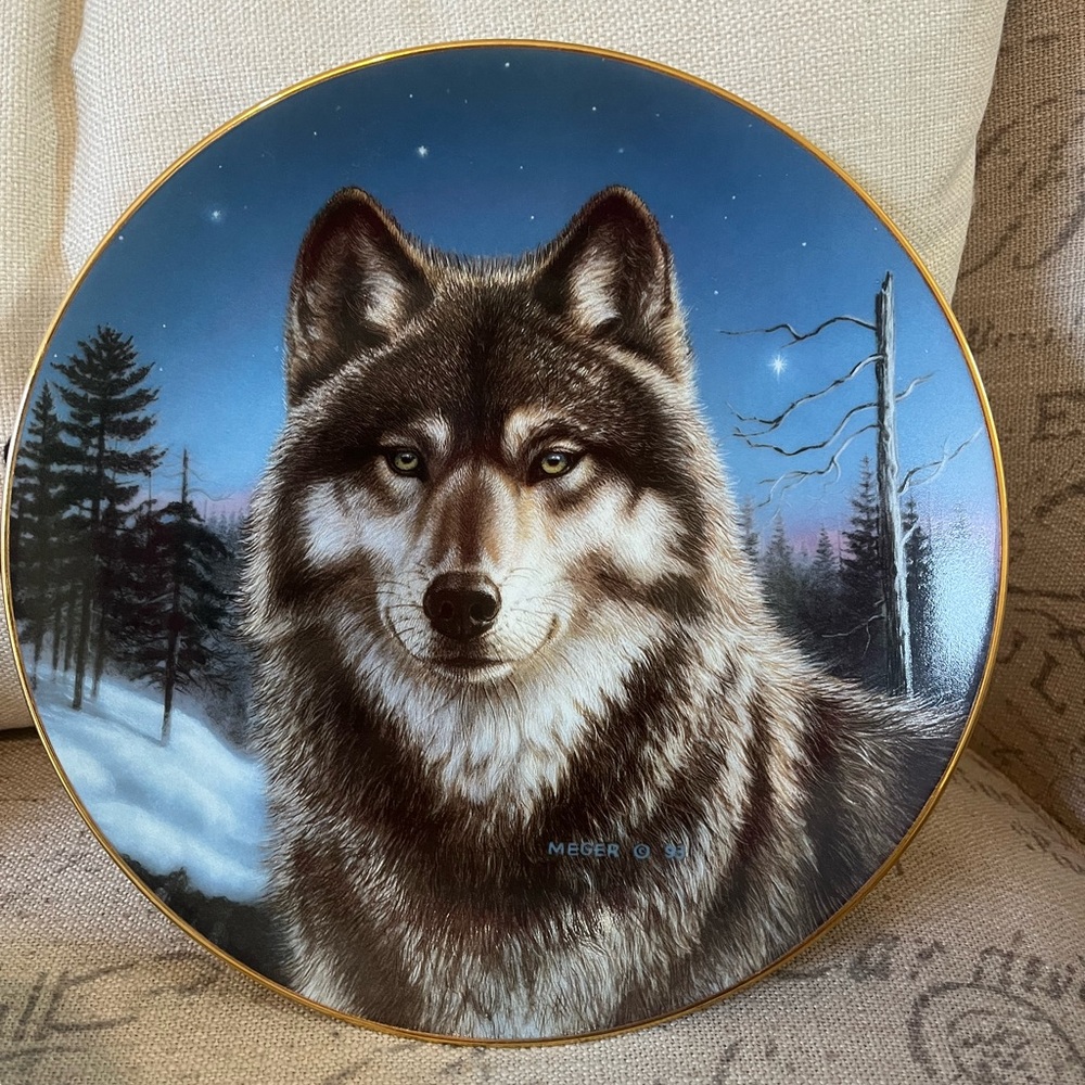 The Hamilton Plate Collection - Winter Solitude
